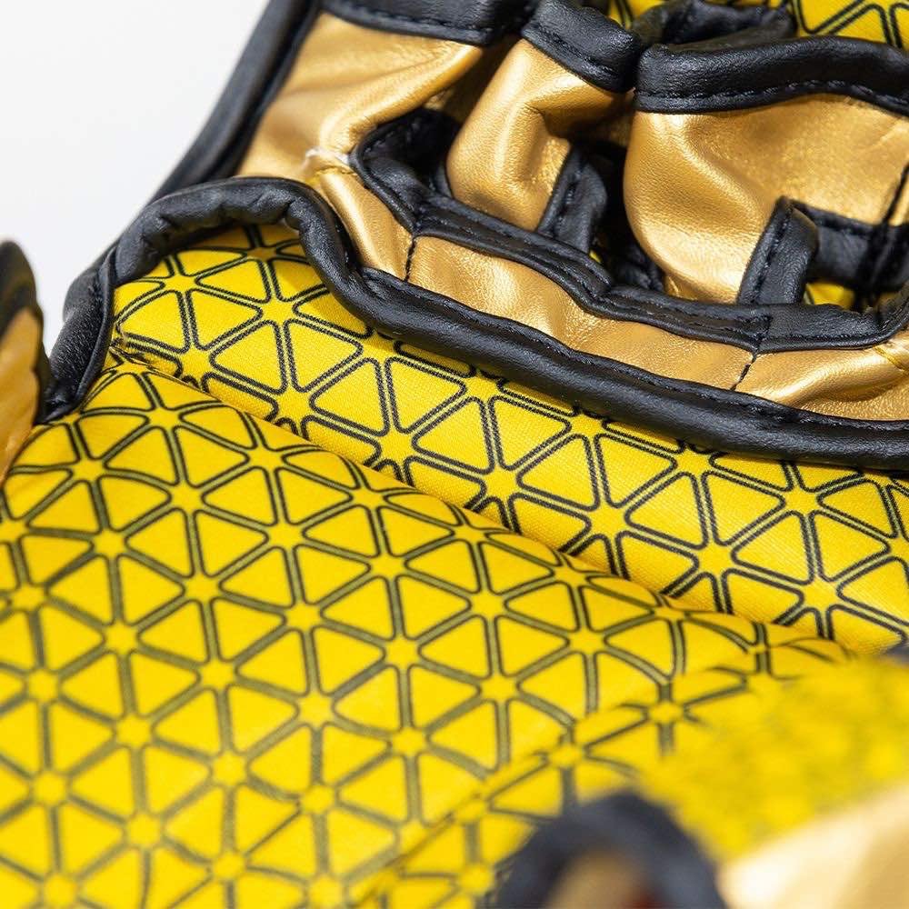 Playerz Power MMA Sparring Gloves - Black/Gold - Playerz Boxing