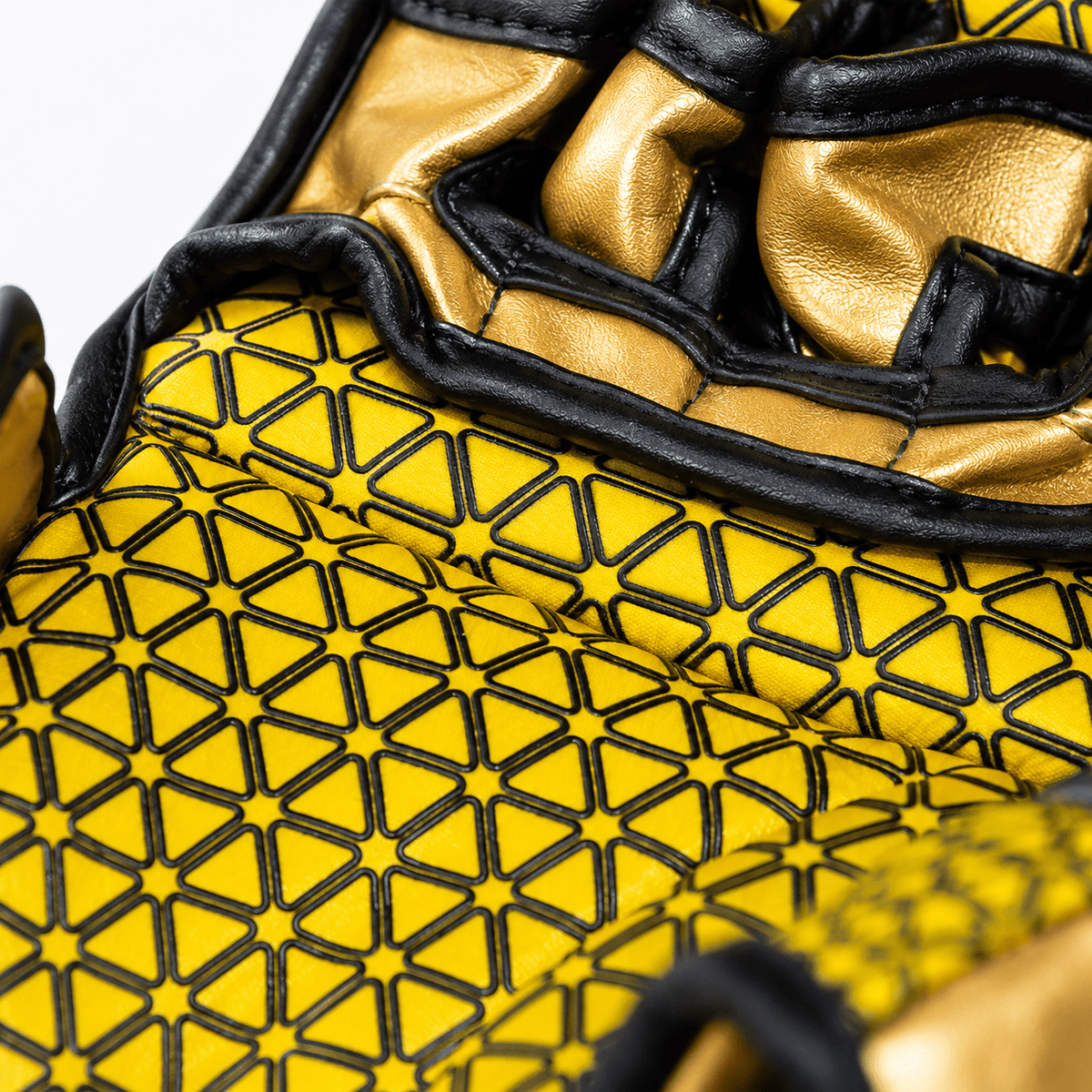 Playerz Power MMA Sparring Gloves - Black/Gold - Playerz Boxing